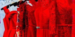 Σατέν φορέματα για γάμο: 4 Πλεονεκτήματα-Snob Boutique